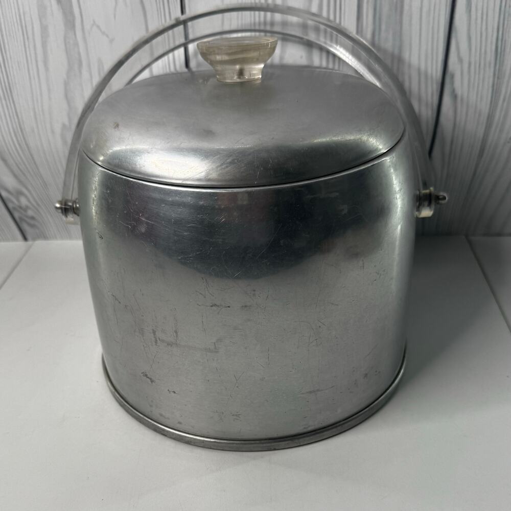 Kromex Aluminum Ice Bucket with Lucite Plastic Handle and Knob Prop MCM Bar